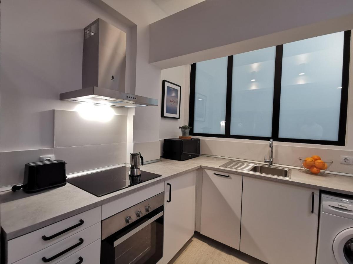 Homeforguest Apartamento Con Vistas A Las Canteras Las Palmas Buitenkant foto