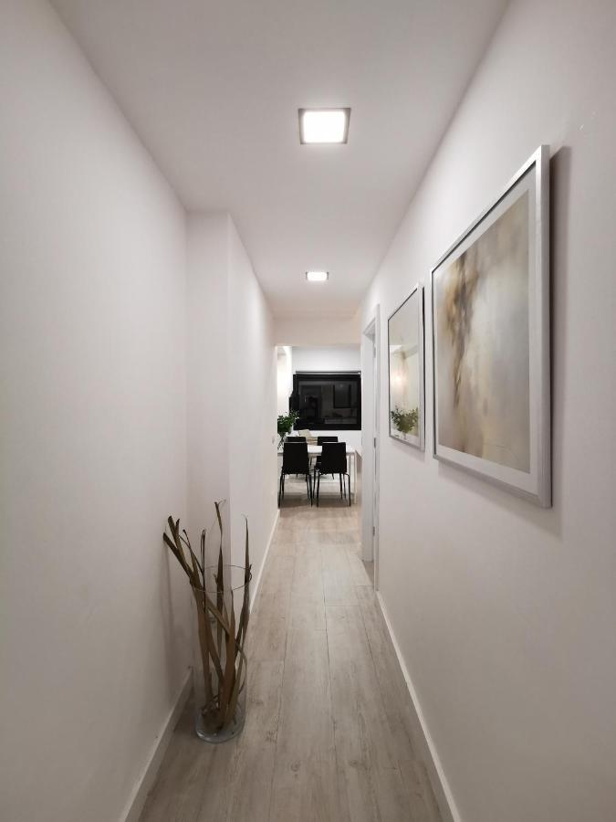 Homeforguest Apartamento Con Vistas A Las Canteras Las Palmas Buitenkant foto