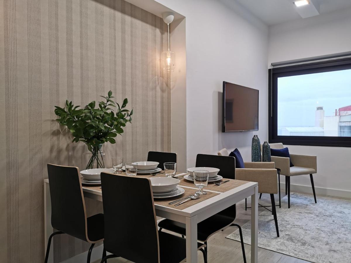 Homeforguest Apartamento Con Vistas A Las Canteras Las Palmas Buitenkant foto